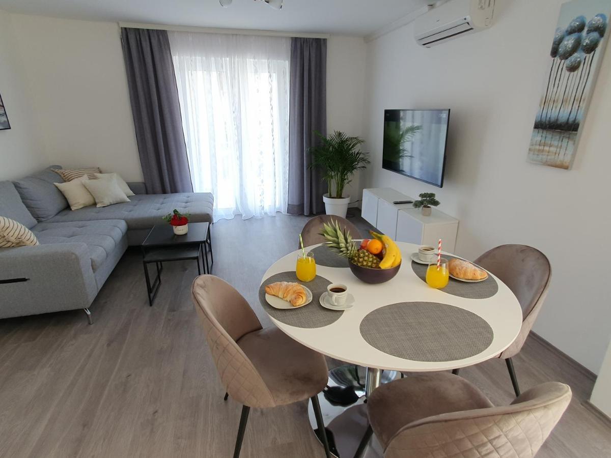 Apartment Zvjezdana Τρογκίρ Εξωτερικό φωτογραφία